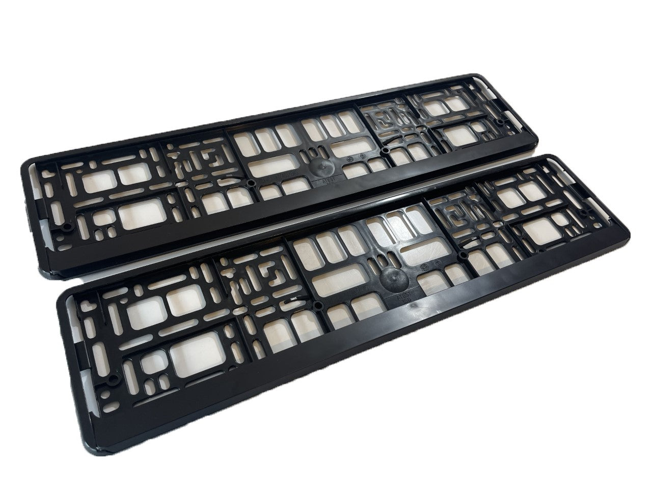 Mbajtese e tabelave e thjeshte